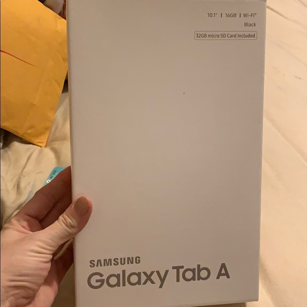 Galaxy Tablet - image 1